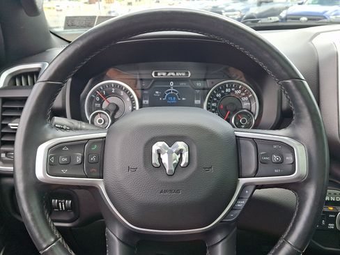 Used 2019 RAM 1500 Big Horn AWD/4WD image 19
