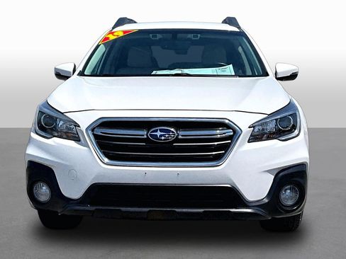 Used 2019 Subaru Outback 2.5i Premium AWD/4WD image 3