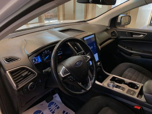 Used 2023 Ford Edge SEL w/ Cold Weather Package image 13