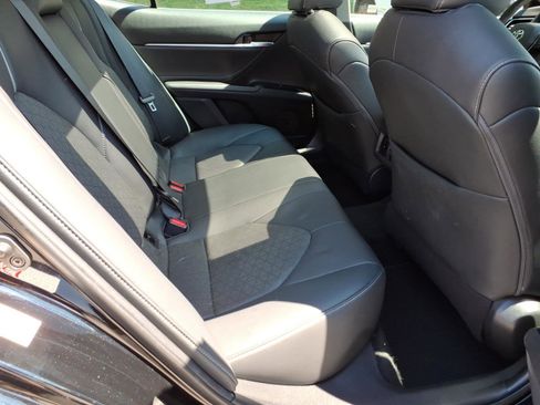 Used 2018 Toyota Camry XSE FWD image 24