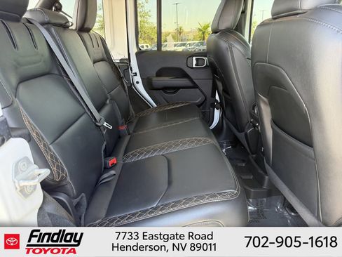 Used 2021 Jeep Wrangler Unlimited Sahara AWD/4WD image 13