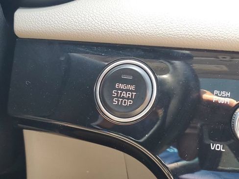 Used 2022 Kia Sportage EX AWD/4WD image 24