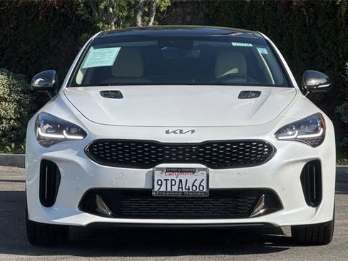 Used 2022 Kia Stinger GT2 image 9
