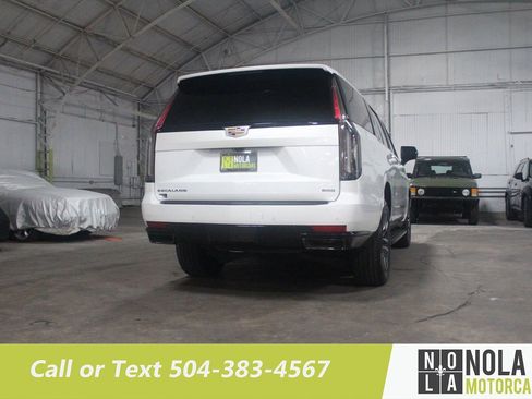 Used 2021 Cadillac Escalade ESV Sport w/ Heavy-Duty Trailer Package image 12