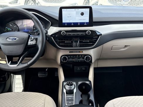 Certified 2022 Ford Escape SE w/ Convenience Package FWD image 16