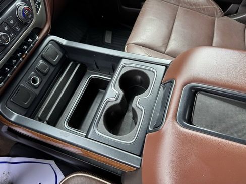 Used 2015 Chevrolet Silverado 2500 High Country w/ Duramax Plus Package image 19