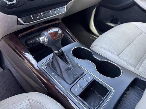 Used 2017 Kia Sorento EX w/ EX Premium Package FWD image 29