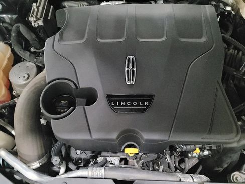 Used 2017 Lincoln Continental Reserve w/ Luxury Package AWD/4WD image 30
