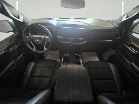 Used 2024 Chevrolet Silverado 1500 High Country w/ High Country Premium Package AWD/4WD image 33