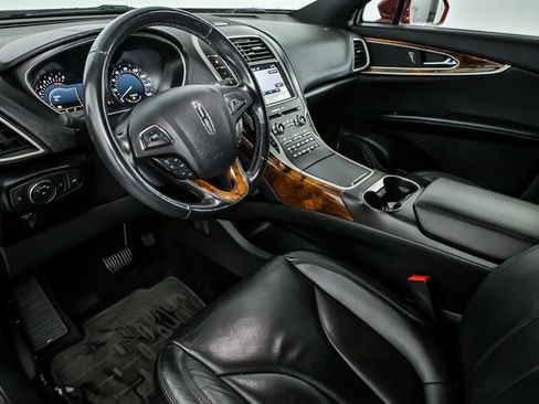 Used 2016 Lincoln MKX Reserve w/ Climate Package image 19