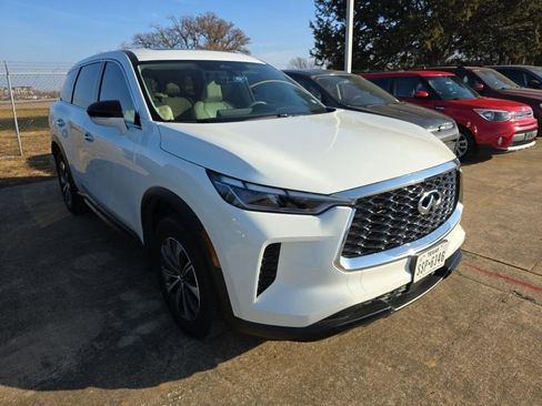 Certified 2023 INFINITI QX60 Pure image 2