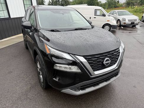 Used 2021 Nissan Rogue S FWD image 4
