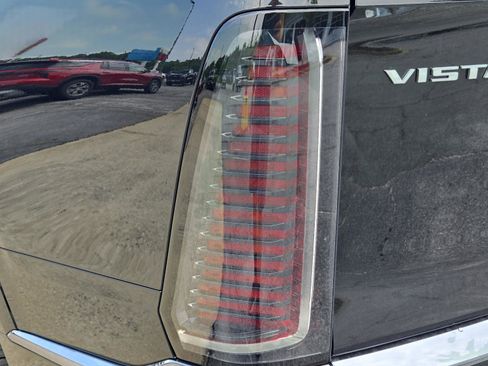 New 2026 Cadillac Vistiq Sport image 11