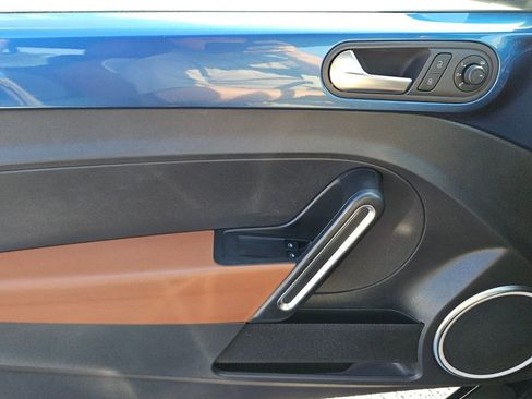 Used 2016 Volkswagen Beetle 1.8T Classic image 25