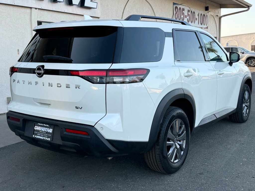 Used 2024 Nissan Pathfinder SV FWD image 4