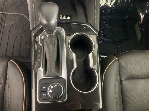 Certified 2021 Chevrolet Blazer Premier w/ Driver Confidence II Package image 9