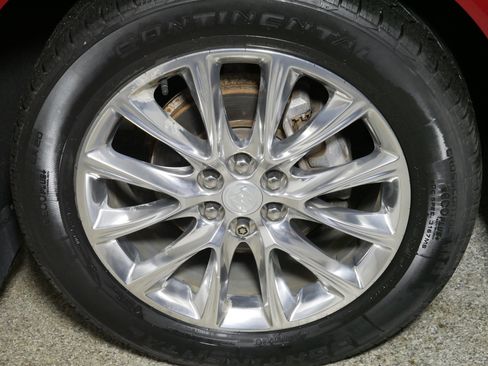 Used 2020 Buick Enclave Premium w/ Sun and Sites Package image 15