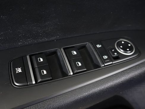 Used 2019 Kia Forte LXS FWD image 32