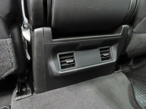 Used 2022 GMC Sierra 2500 SLE image 11