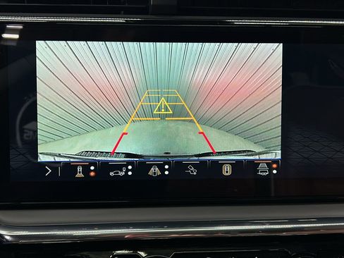 Used 2025 GMC Sierra 3500 Denali Ultimate image 30