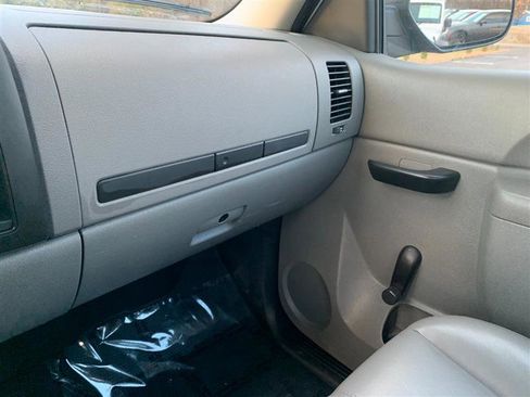 Used 2011 GMC Sierra 3500 W/T w/ Snow Plow Prep Package image 27