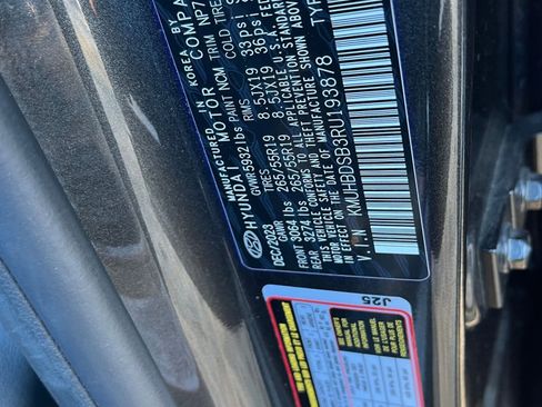 Used 2024 Genesis GV80 2.5T image 18