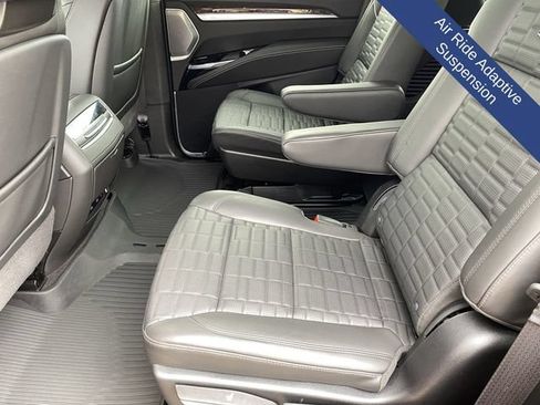 Used 2026 Cadillac Escalade Platinum Sport w/ LPO, ONYX Package AWD/4WD image 21
