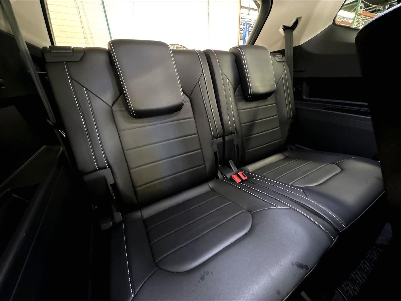 Used 2024 Volkswagen Atlas SEL AWD/4WD image 29