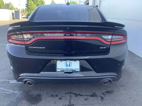 Used 2021 Dodge Charger GT w/ Performance Handling Group RWD image 5