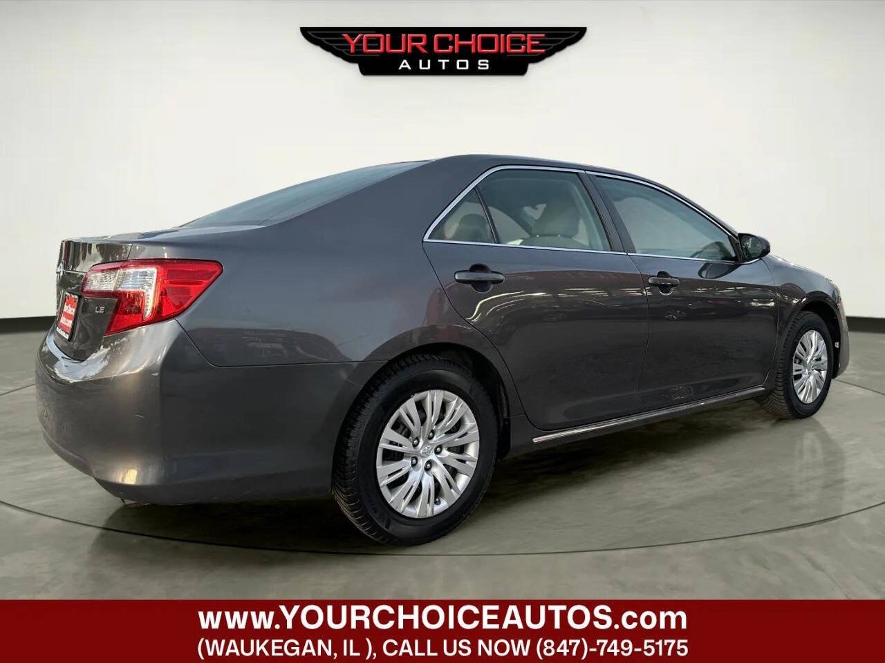 Used 2012 Toyota Camry LE FWD image 5