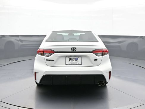 Certified 2023 Toyota Corolla SE w/ Carpet Mat Package (TMS) FWD image 7