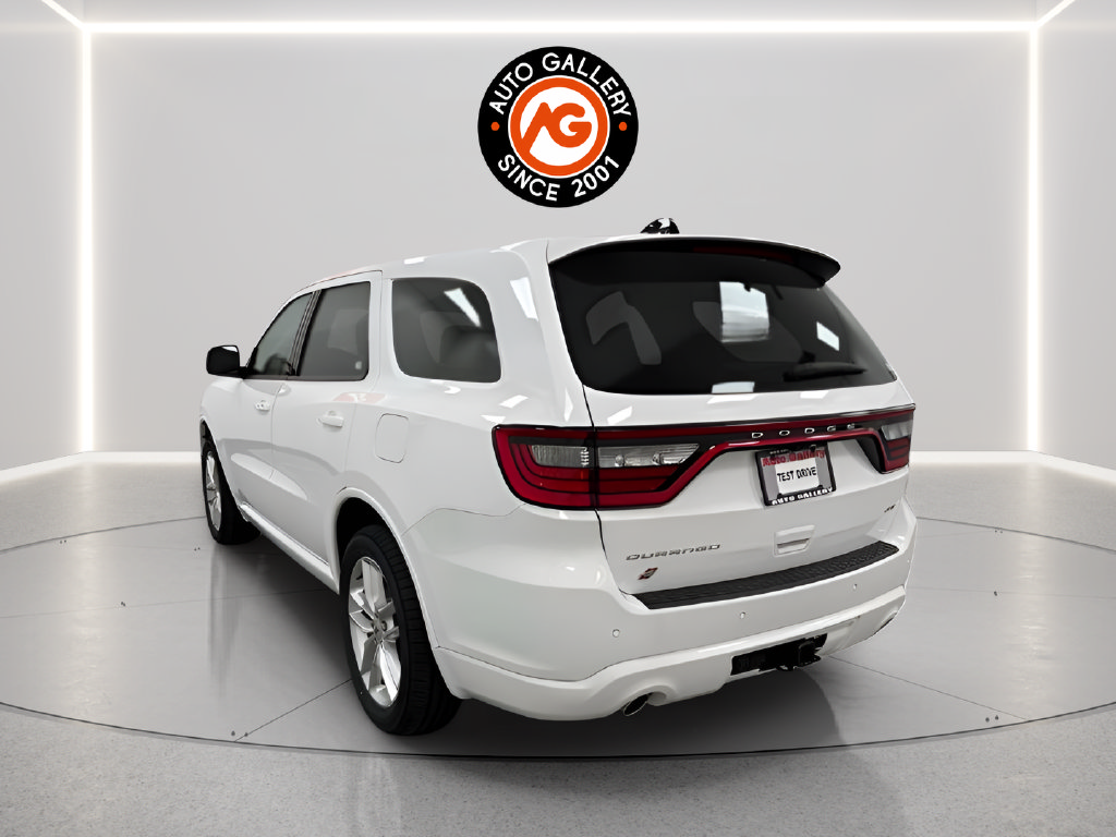 Used 2023 Dodge Durango GT w/ Trailer Tow Group IV AWD/4WD image 5