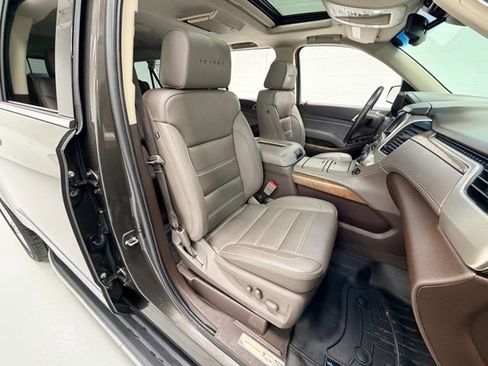 Certified 2020 GMC Yukon XL Denali w/ Open Road Package image 32