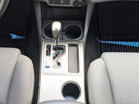 Used 2014 Toyota Tacoma PreRunner w/ TRD Sport Package RWD image 18