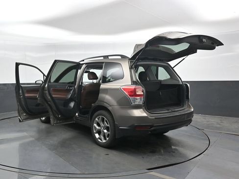 Used 2017 Subaru Forester 2.5i Touring w/ Protection Package #2 AWD/4WD image 26