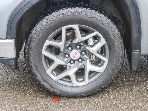 Used 2024 GMC Sierra 1500 SLT w/ SLT Convenience Package image 7