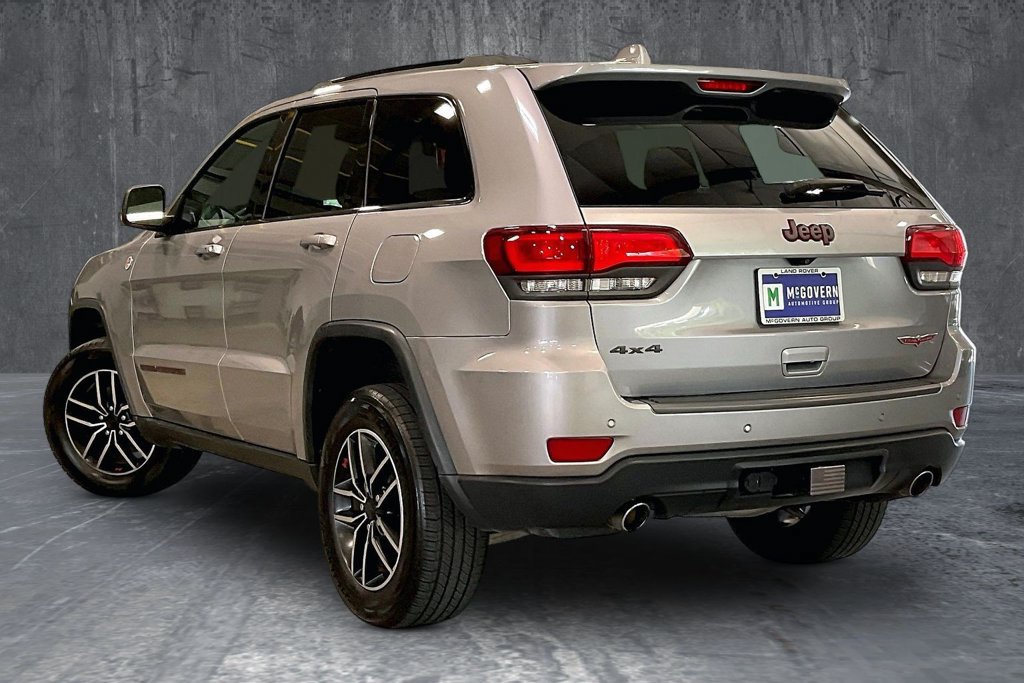 Used 2019 Jeep Grand Cherokee Trailhawk AWD/4WD image 4
