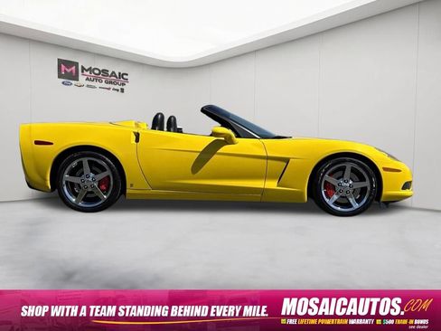 Used 2007 Chevrolet Corvette Convertible w/ Preferred Equipment Group RWD image 9