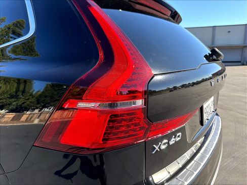 Used 2023 Volvo XC60 T8 Plus AWD/4WD image 32