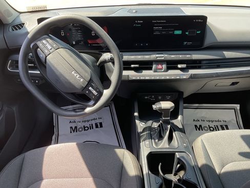 Used 2025 Kia K4 FWD image 13