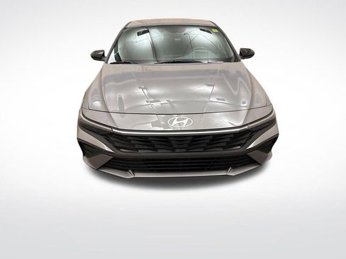 New 2025 Hyundai Elantra Sport image 2