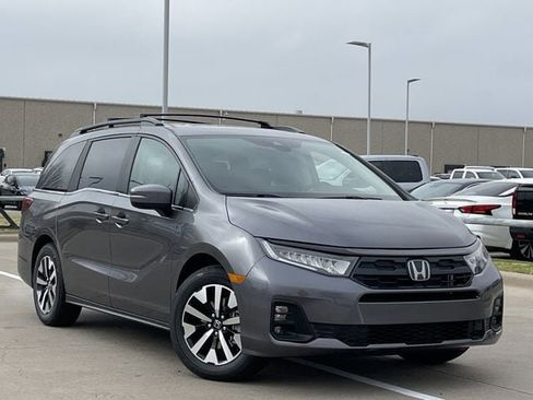 New 2026 Honda Odyssey EX-L image 2