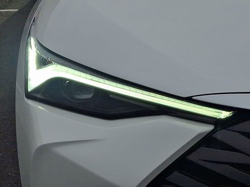 Certified 2025 Acura ADX Base image 9