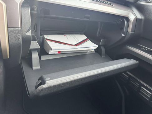 Used 2024 Toyota Tacoma TRD Off-Road image 31