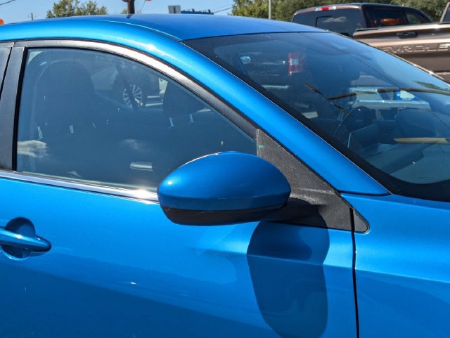 Used 2025 Nissan Sentra SV FWD image 13