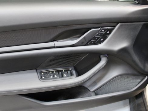 Certified 2023 Porsche Taycan image 21