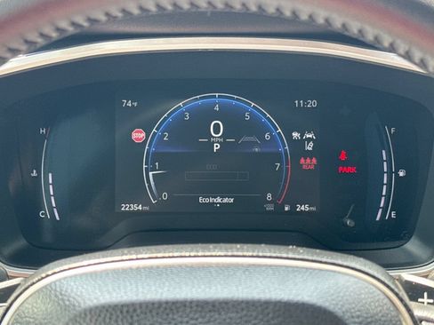 Used 2025 Toyota Corolla XSE FWD image 17