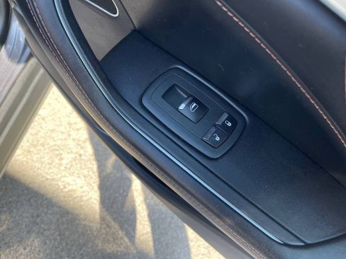 Used 2019 Maserati Levante S GranSport image 23