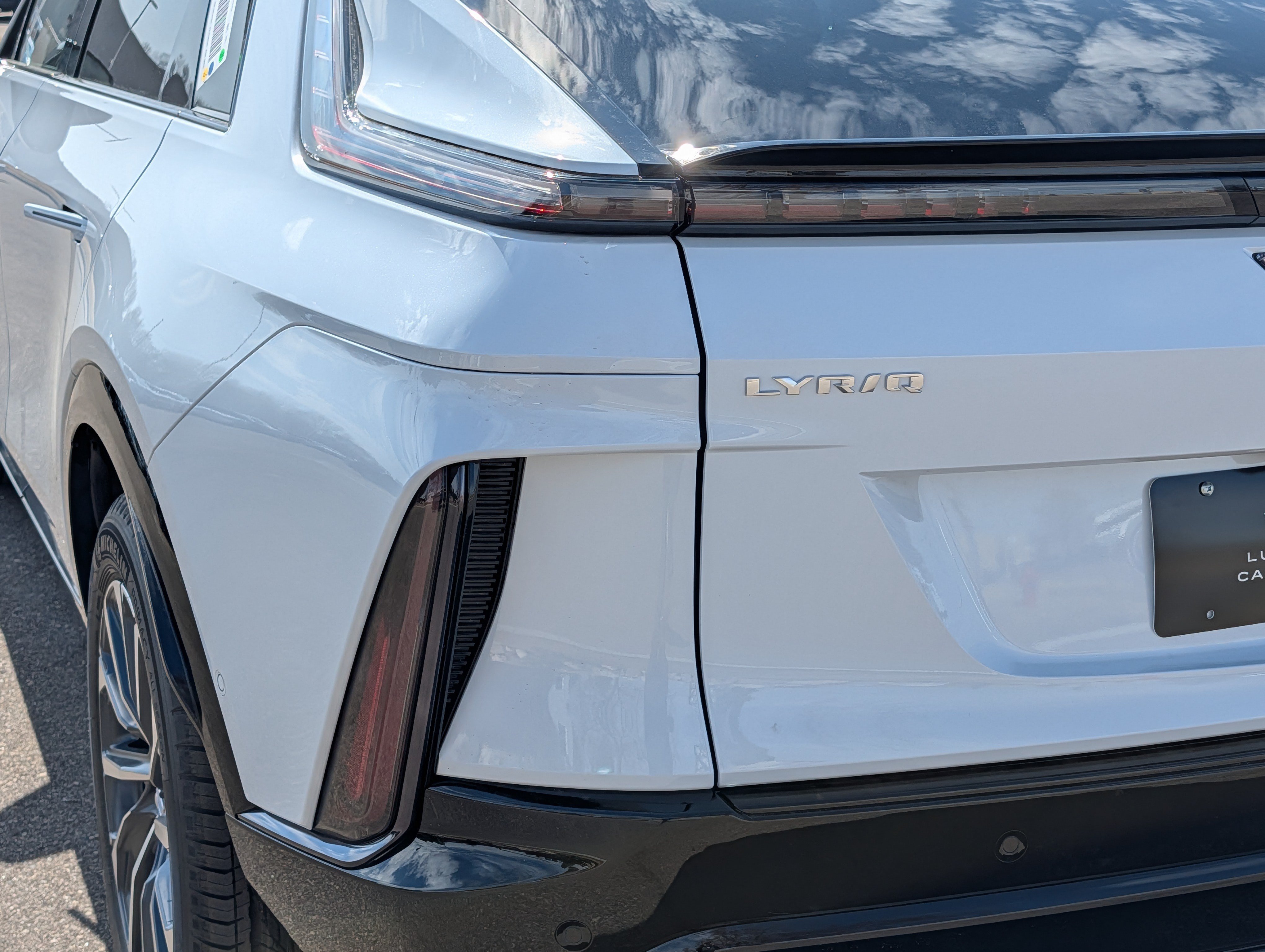 Used 2026 Cadillac Lyriq Sport w/ LPO, Floor Liner Package AWD/4WD image 14
