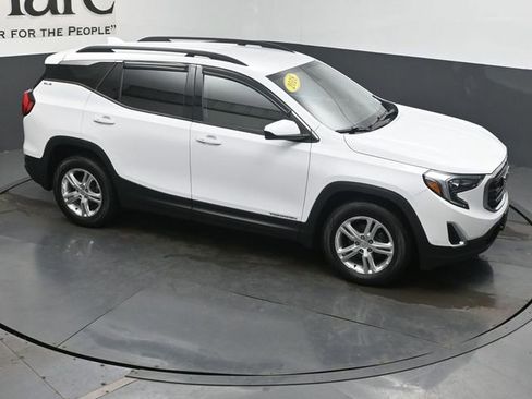Used 2018 GMC Terrain SLE w/ Driver Convenience Package FWD image 38